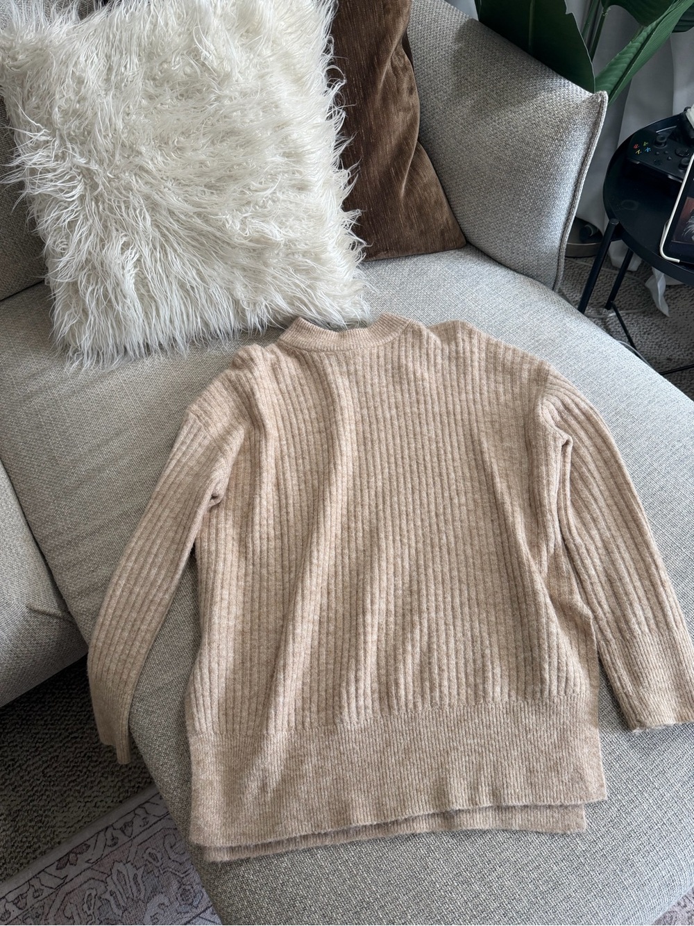 H&M Ribbed Tunic Sweater